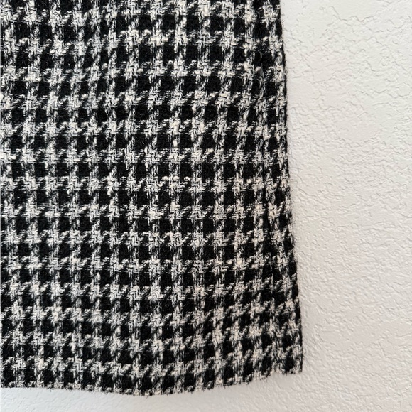 Shimmer Houndstooth Shift Skirt - Picture 6 of 8